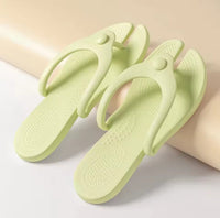 Rio Chao Feather Flip-Flops™